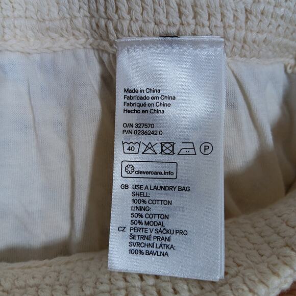 H&M L.O.G.G. Crochet Mini Skirt Size XS Cream Fully Lined Elastic Waist NWT - Picture 4 of 6